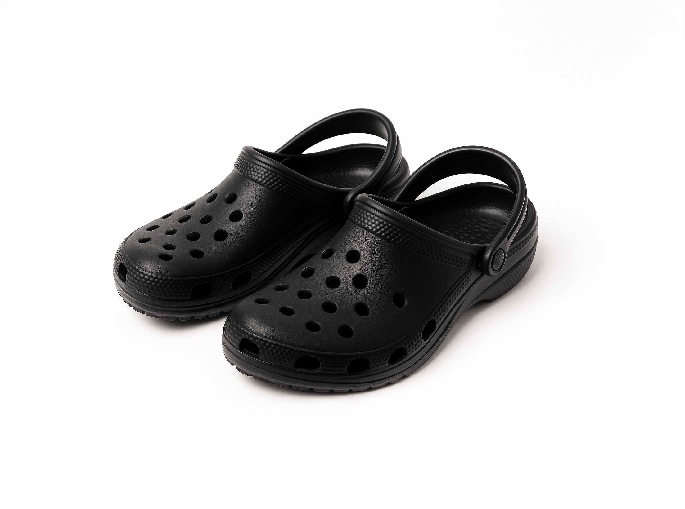 洞洞鞋類（不合規）